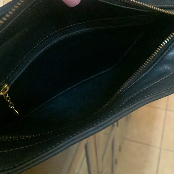 Vintage Coach Black Leather Shoulder Bag Excellent Condotion - Picture 3 of 14